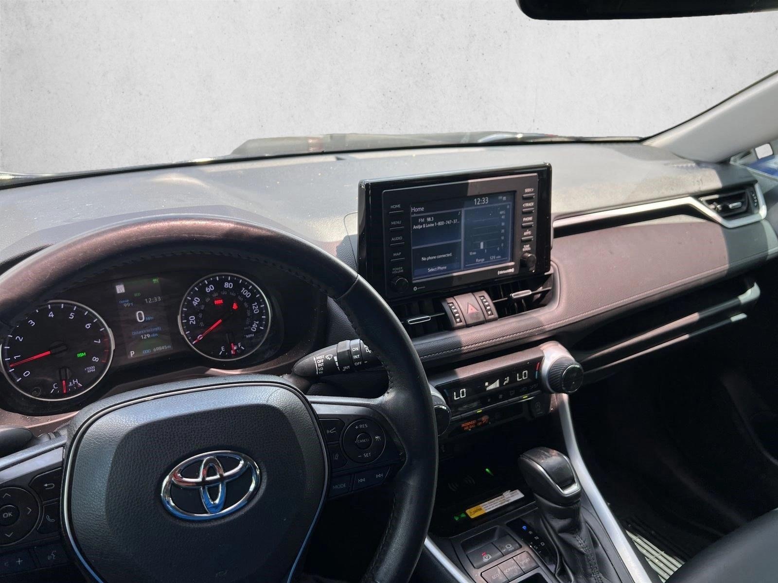 Used 2022 Blueprint Toyota XLE Premium image 13