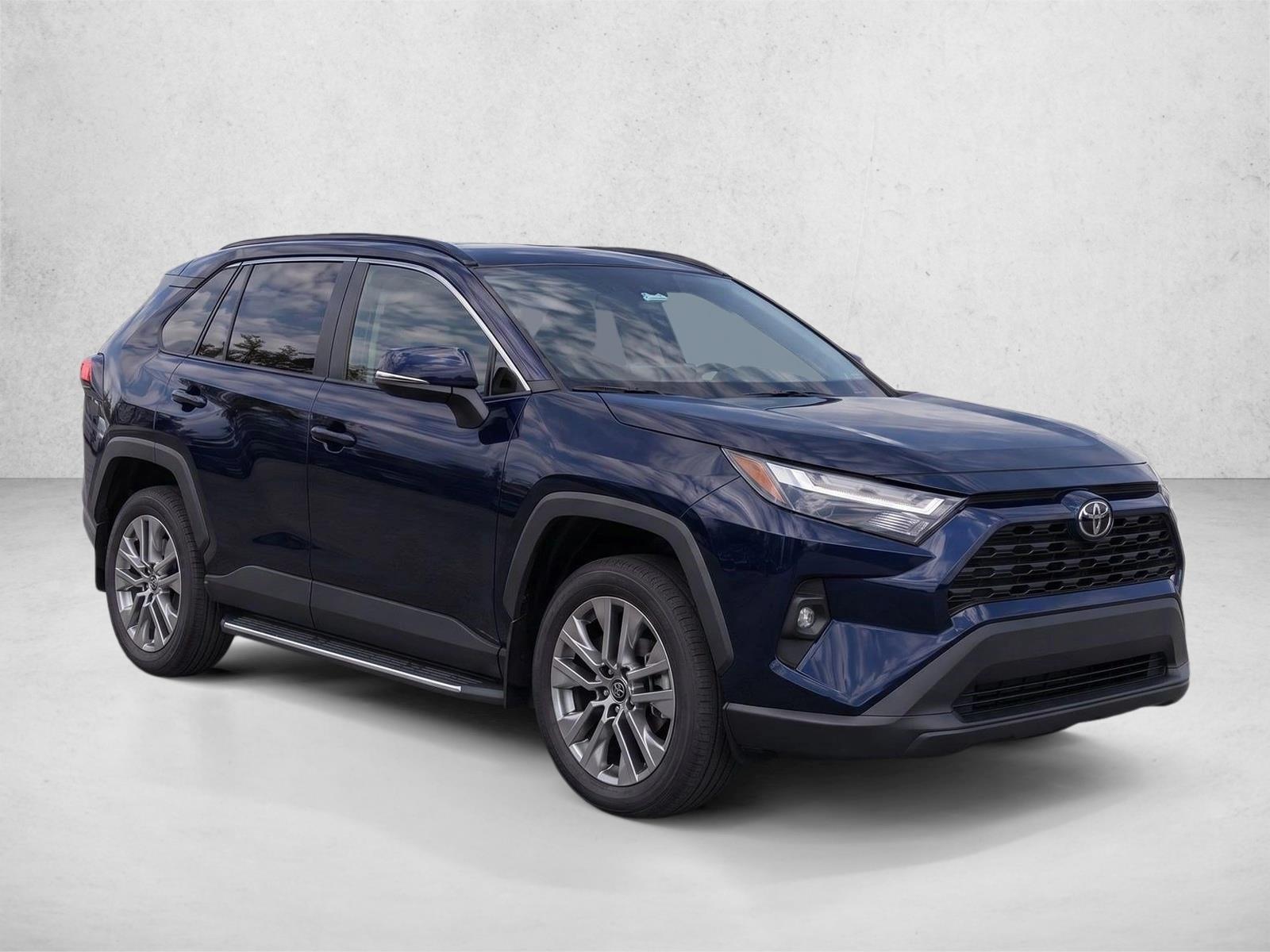 Used 2022 Blueprint Toyota XLE Premium image 3
