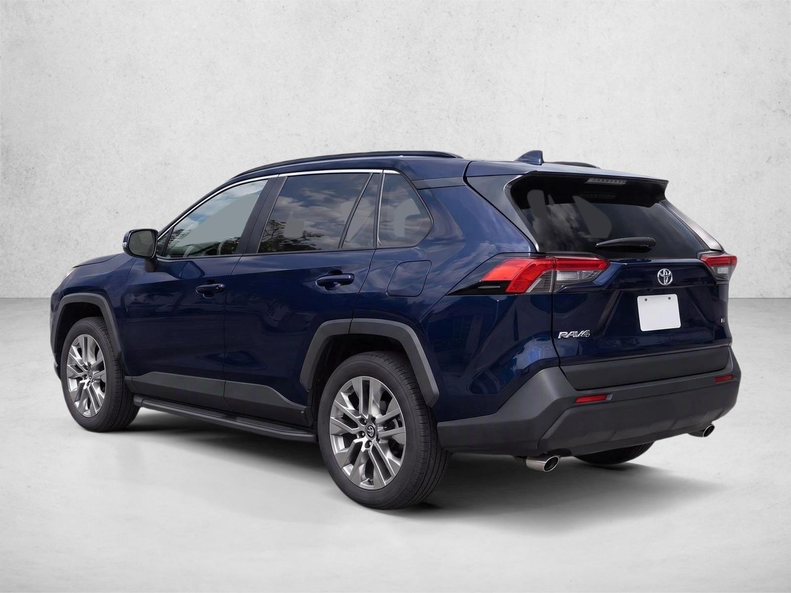 Used 2022 Blueprint Toyota XLE Premium image 5