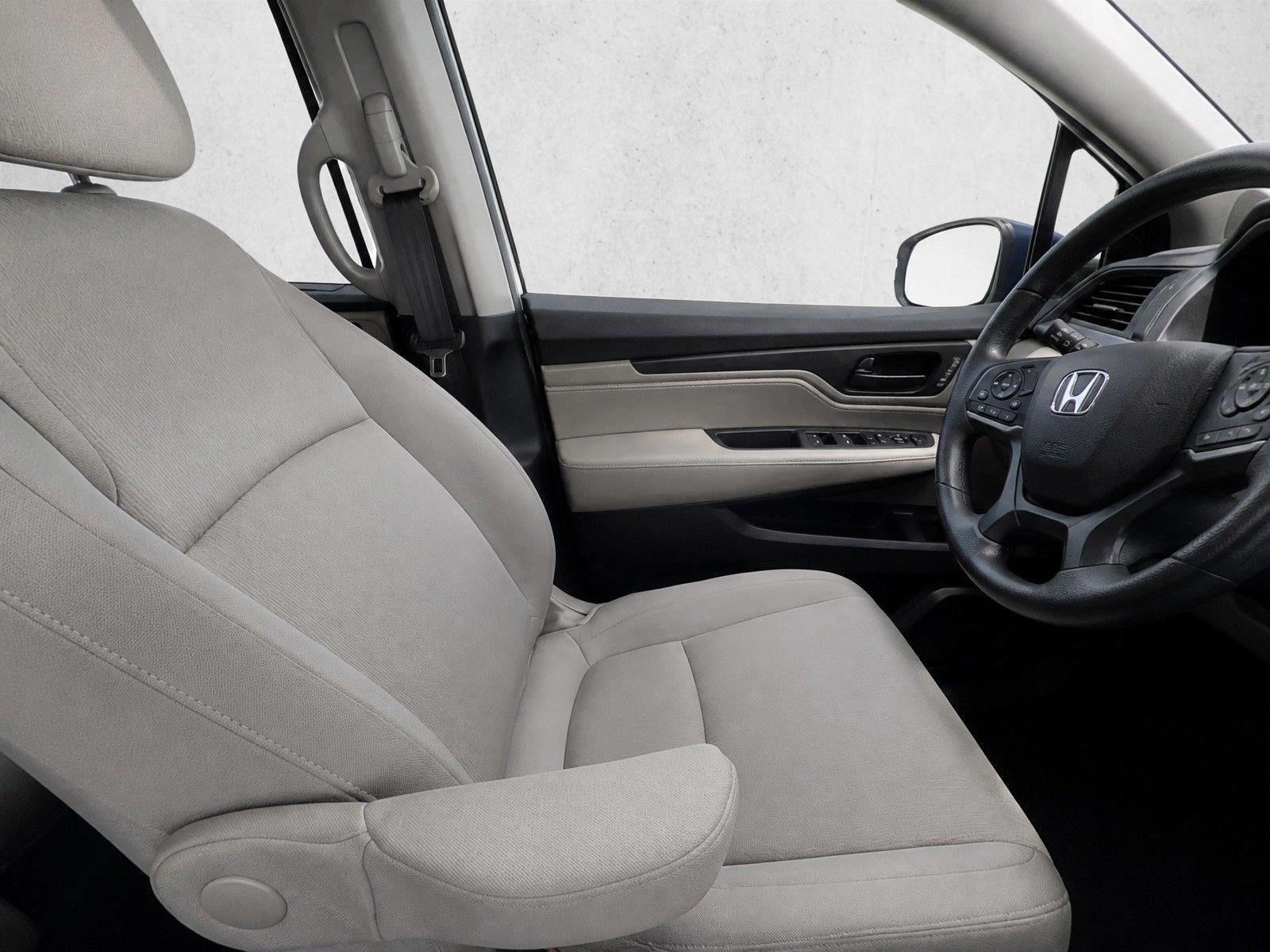 Used 2024 Platinum White Pearl Honda EX image 15