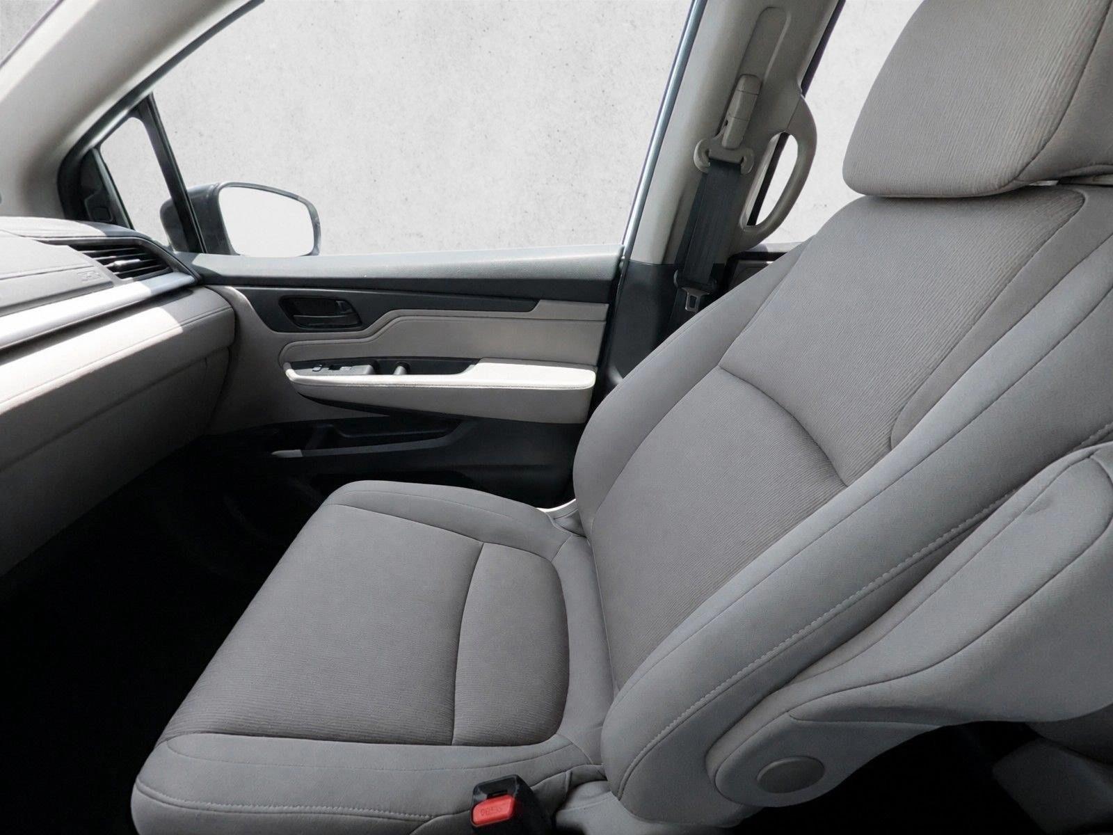 Used 2024 Platinum White Pearl Honda EX image 17