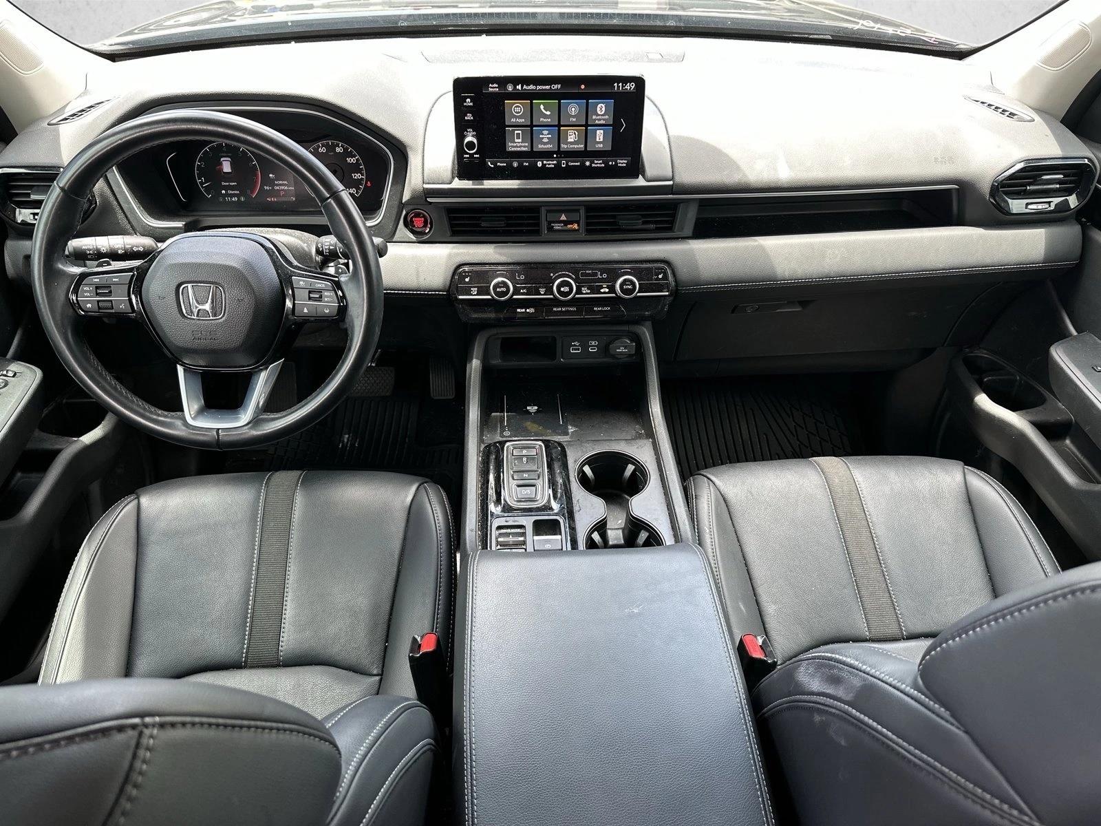 Used 2023 Crystal Black Pearl Honda EX-L 7 Passenger image 24