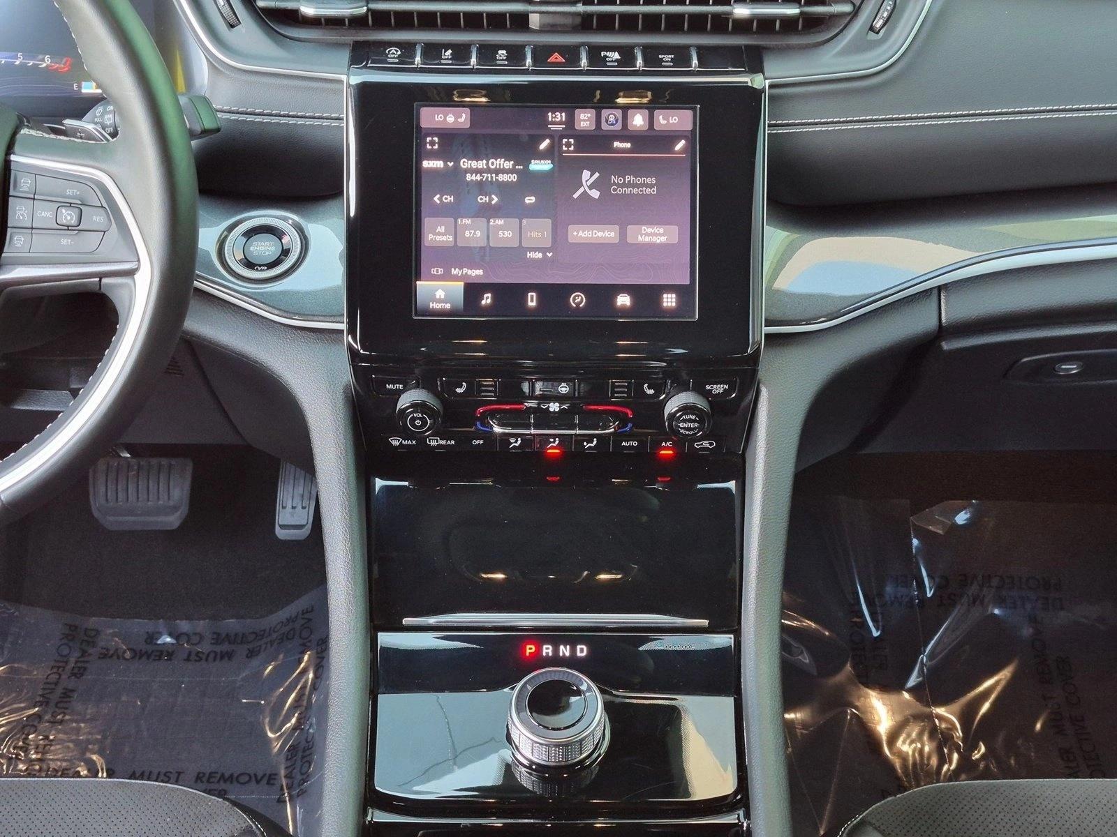 Used 2022 Bright White Clearcoat Jeep Altitude image 13