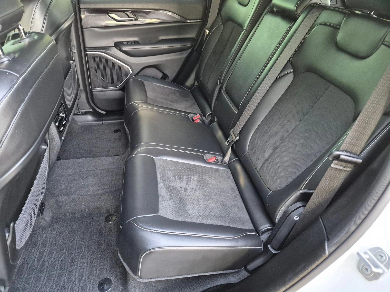 Used 2022 Bright White Clearcoat Jeep Altitude image 17