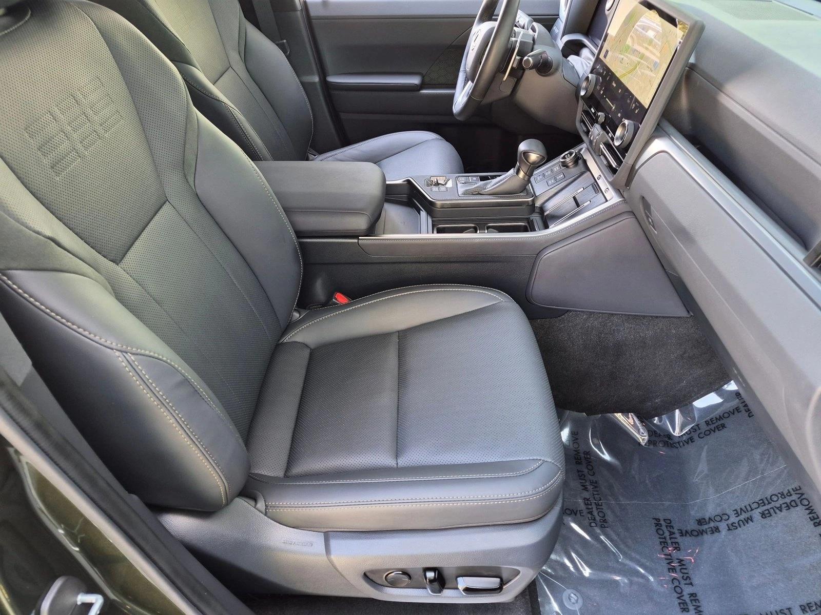 Used 2025 Nori Green Pearl/Black Roof Lexus GX 550 Overtrail+ image 22