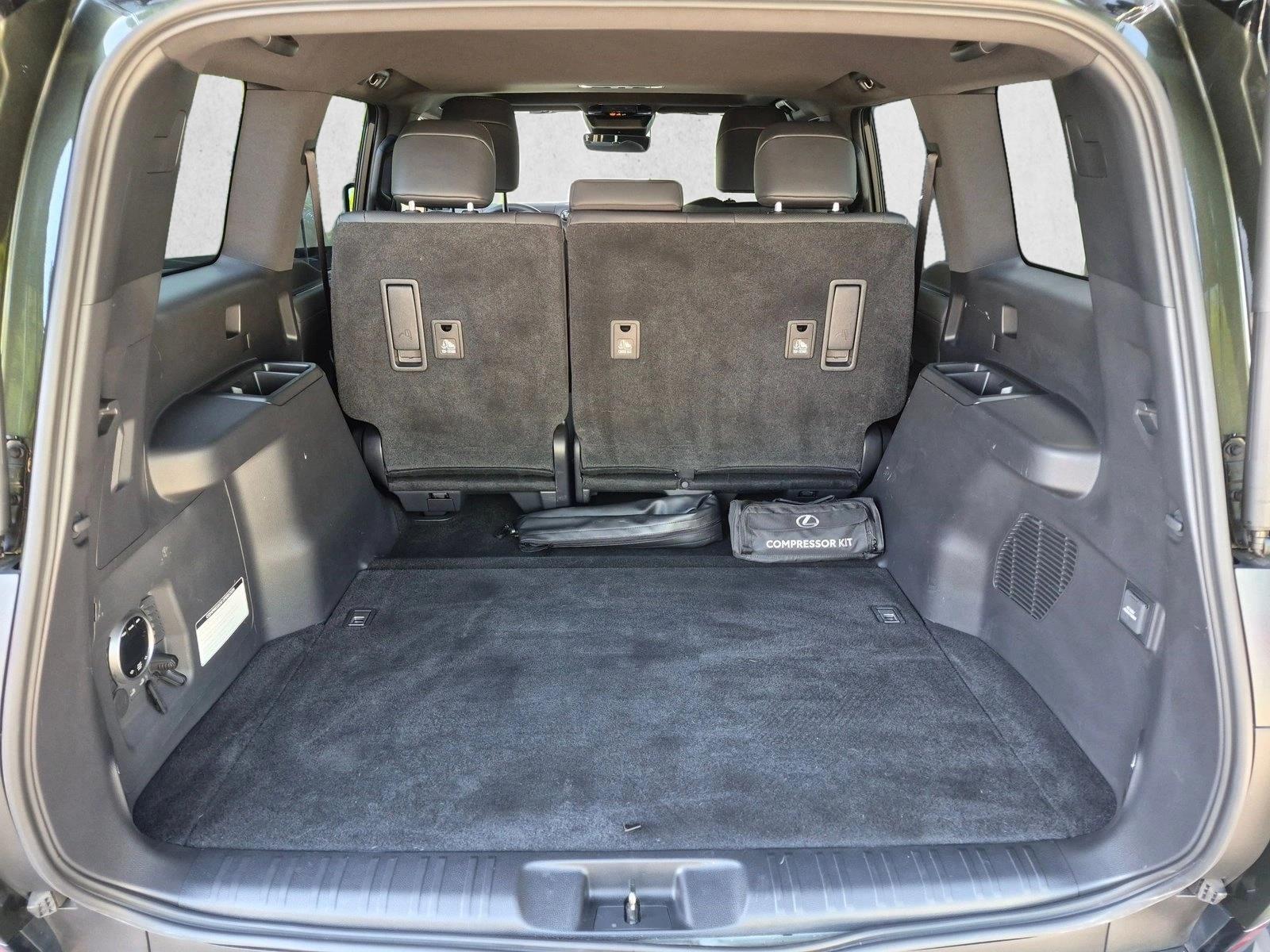 Used 2025 Nori Green Pearl/Black Roof Lexus GX 550 Overtrail+ image 6