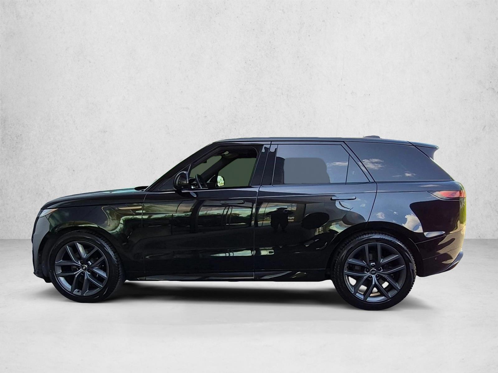 Used 2024 Santorini Black Metallic Land Rover Dynamic SE image 9