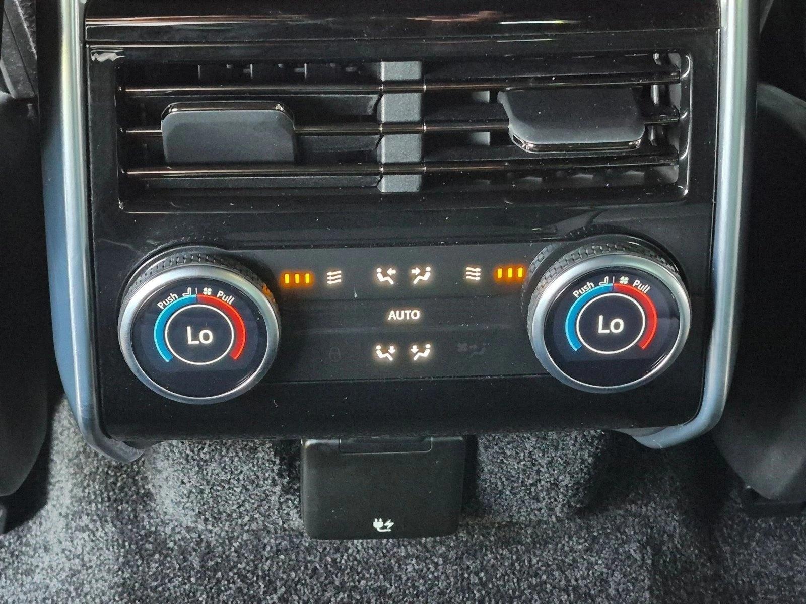 Used 2024 Fuji White Land Rover Autobiography image 17