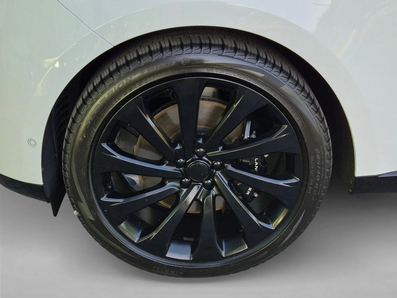 Used 2024 Fuji White Land Rover Autobiography image 24