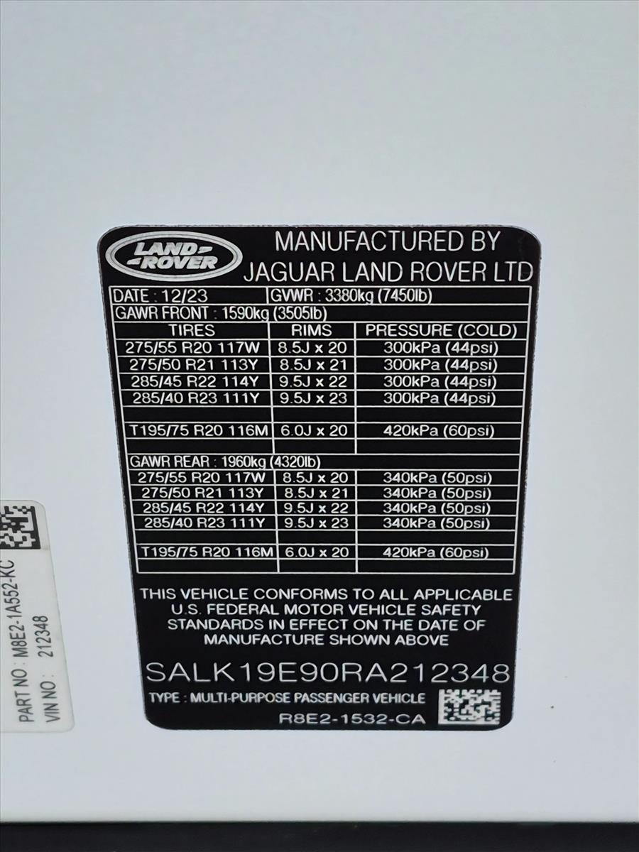Used 2024 Fuji White Land Rover Autobiography image 25