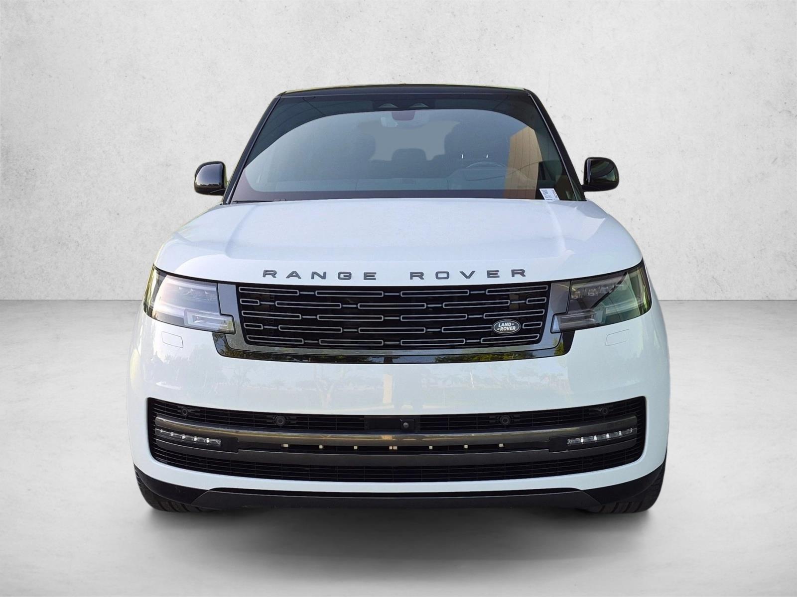 Used 2024 Fuji White Land Rover Autobiography image 2