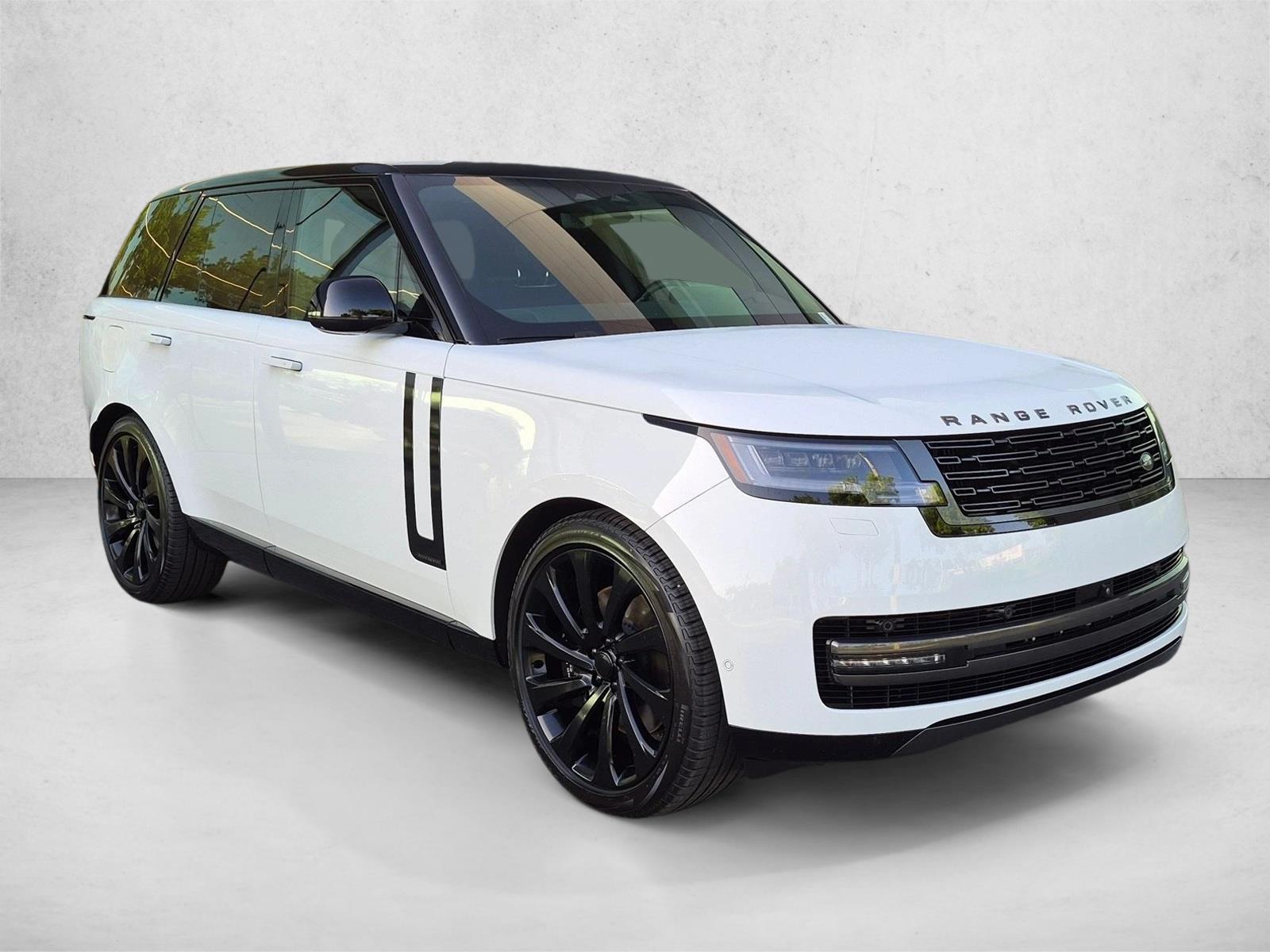 Used 2024 Fuji White Land Rover Autobiography image 3