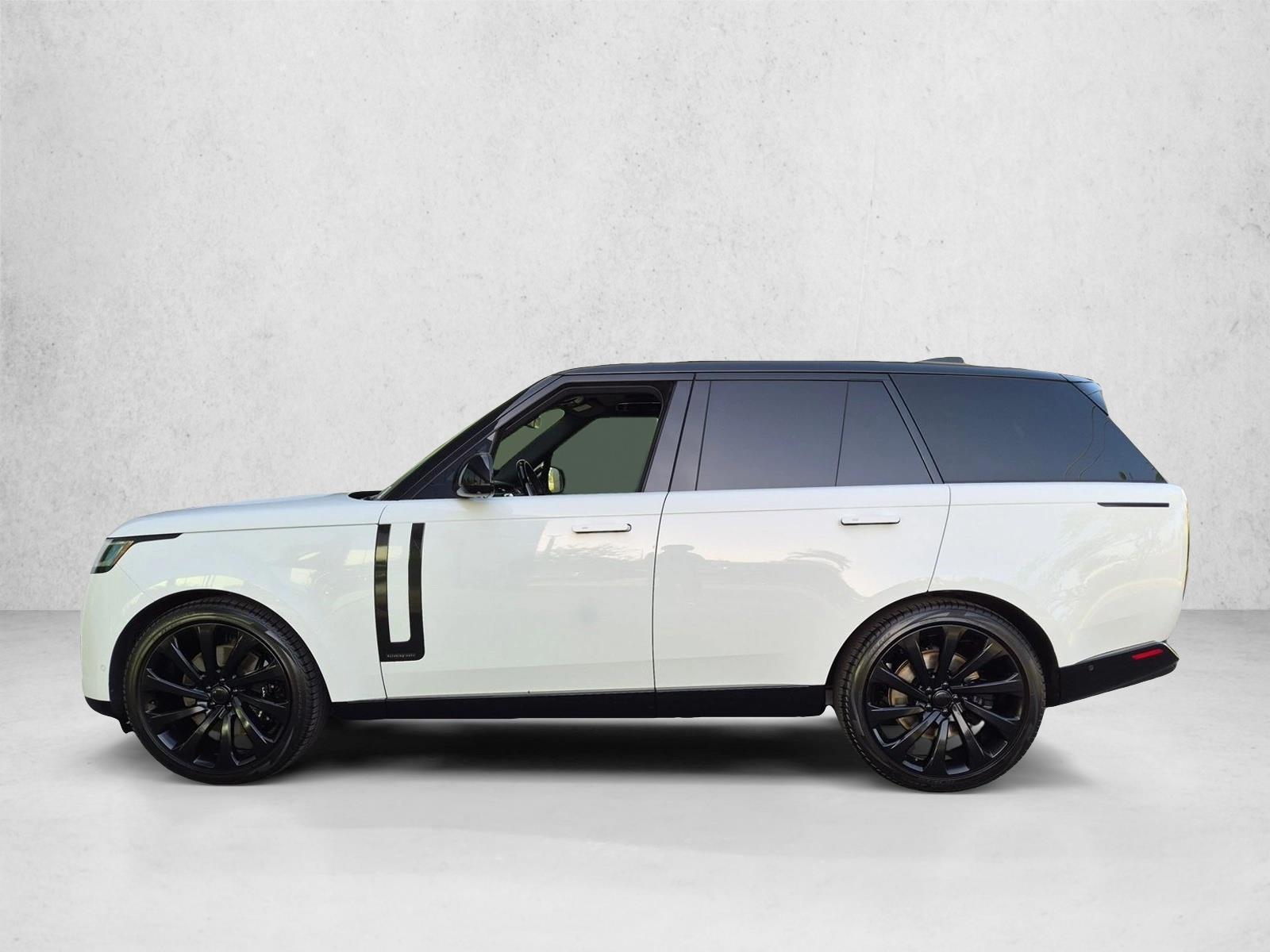Used 2024 Fuji White Land Rover Autobiography image 9