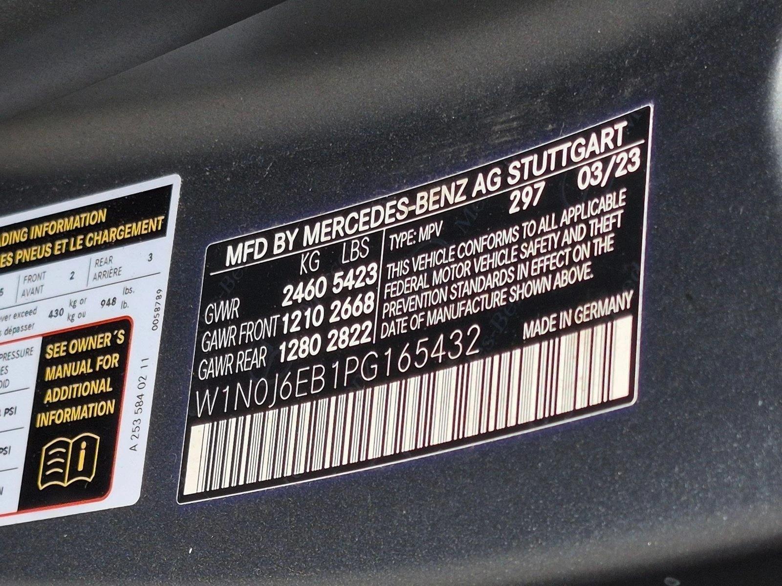 Used 2023 Manufaktur Selenite Grey Magno Mercedes-Benz AMG® GLC 43 image 23