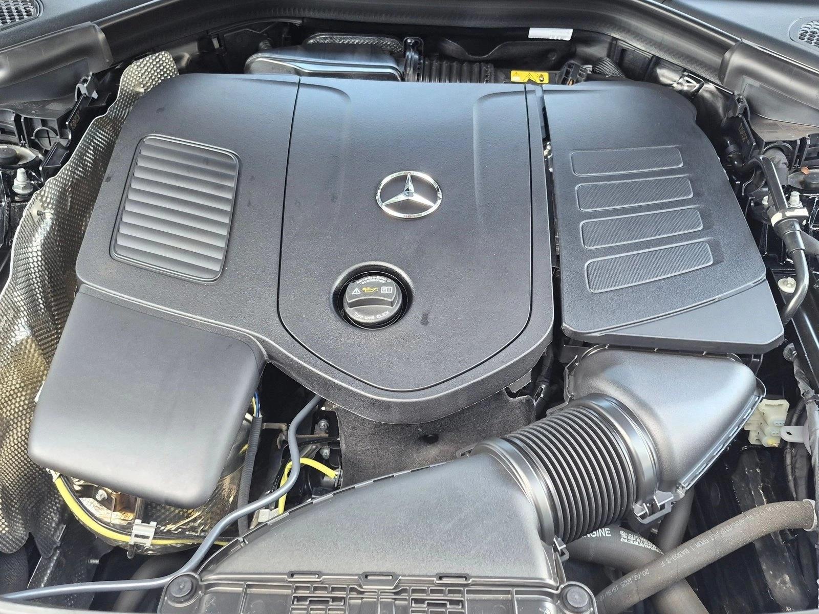 Used 2025 Black Mercedes-Benz GLC 350e image 24