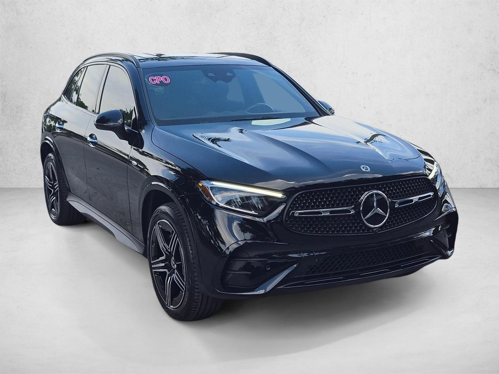 Used 2025 Black Mercedes-Benz GLC 350e image 3