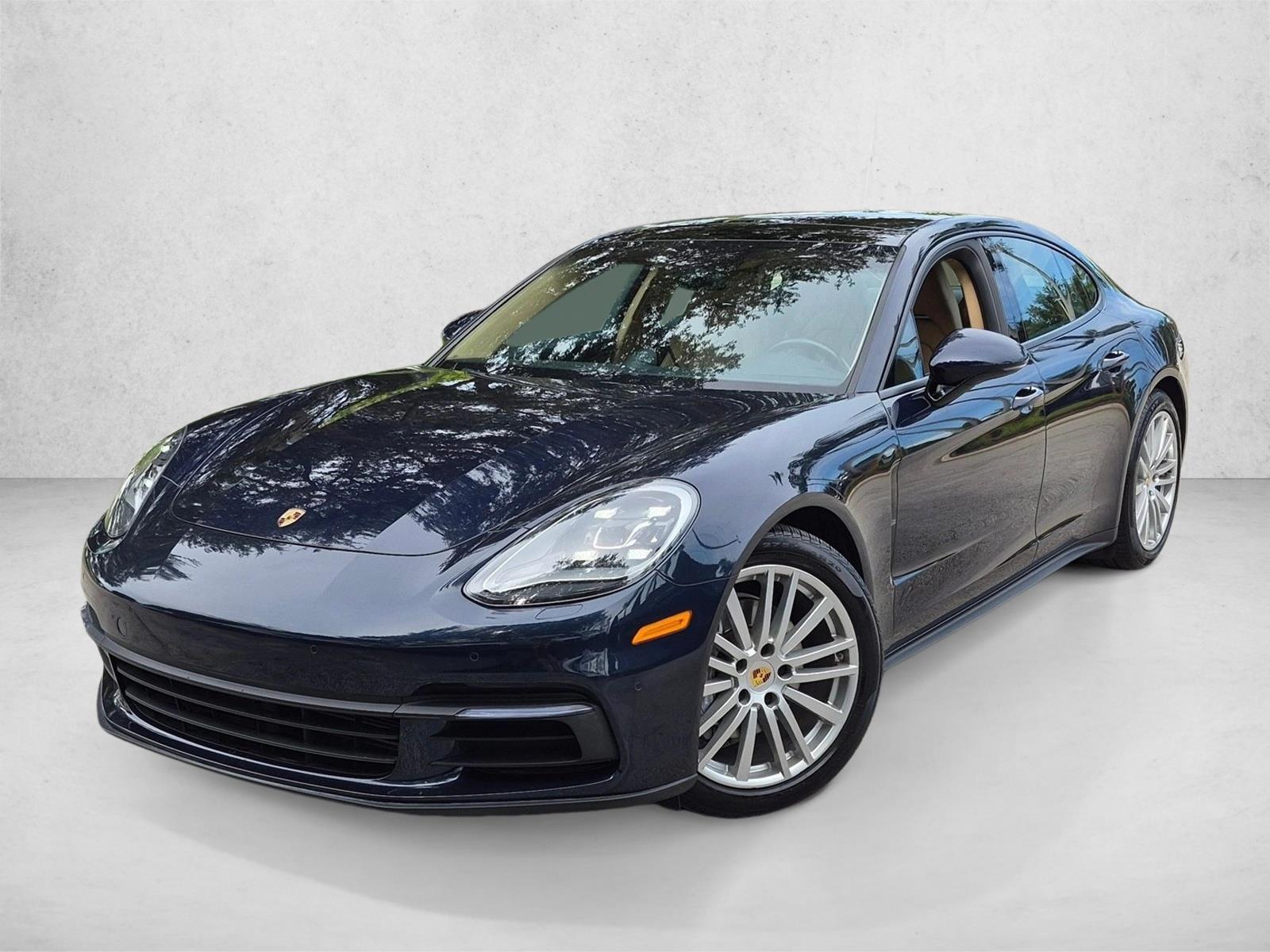 2018 Porsche Panamera 4