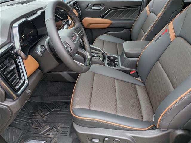View vehicle photo 4