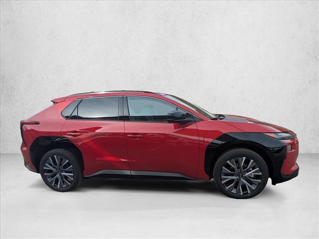 View vehicle photo 4