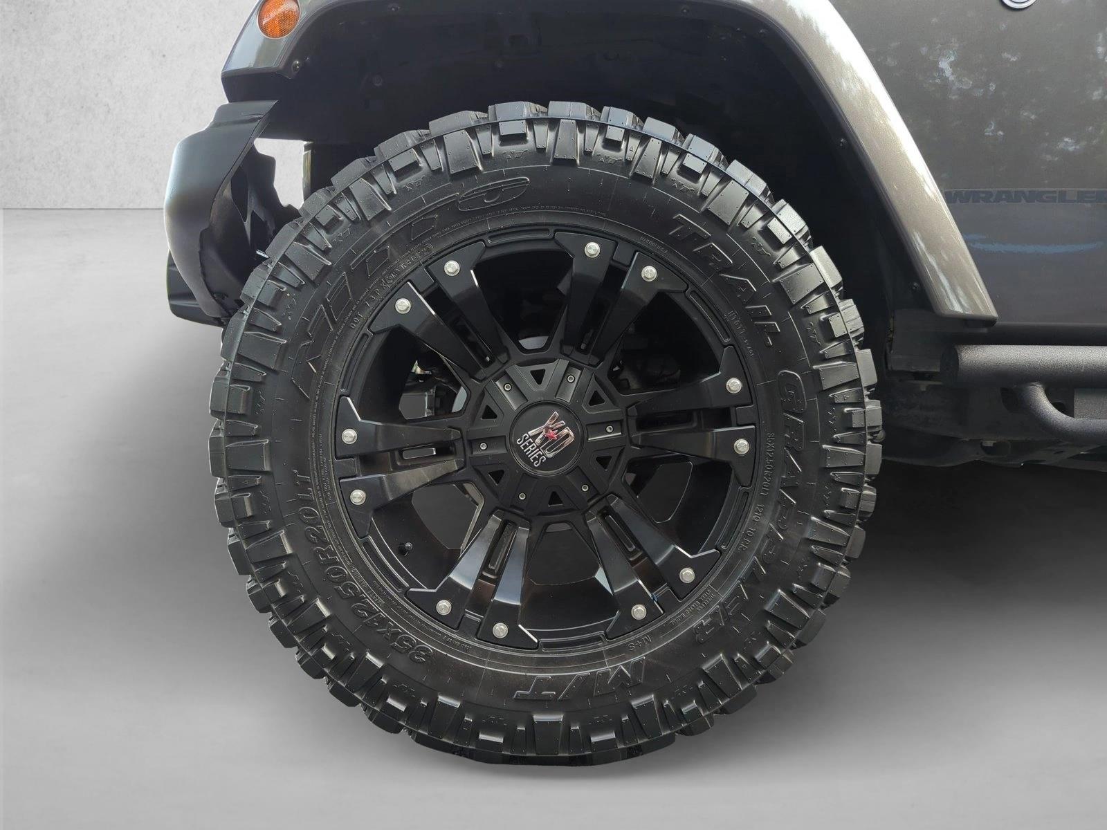 Used 2016 Granite Crystal Metallic Clearcoat Jeep Backcountry image 14