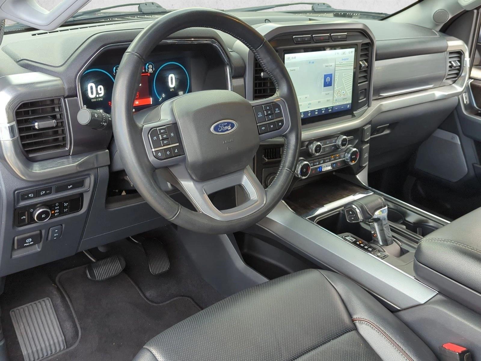 Used 2023 Agate Black Metallic Ford LARIAT image 10