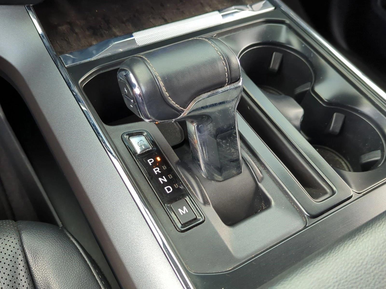 Used 2023 Agate Black Metallic Ford LARIAT image 12