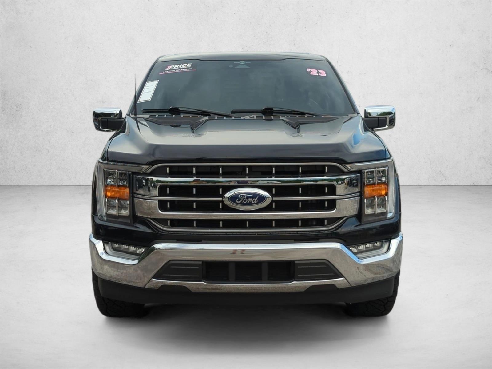 Used 2023 Agate Black Metallic Ford LARIAT image 2