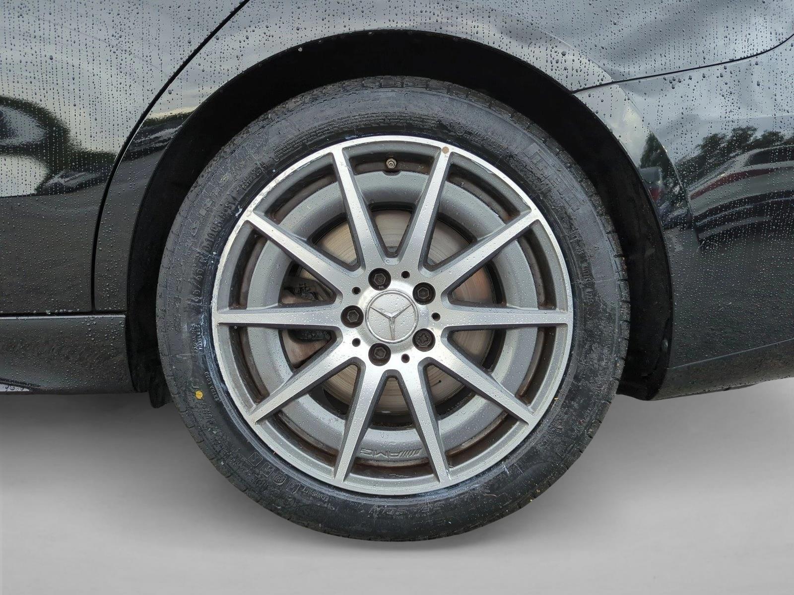 Used 2023  Mercedes-Benz AMG® C 43 image 14
