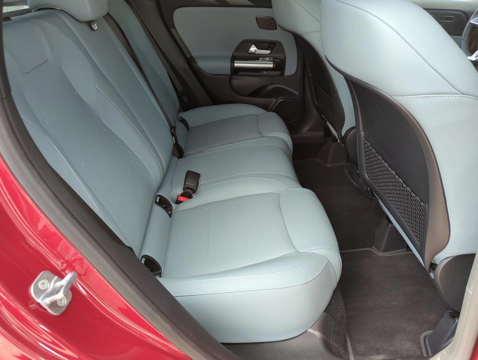 Used 2026 Manufaktur Patagonia Red Metallic Mercedes-Benz GLA 250 image 22