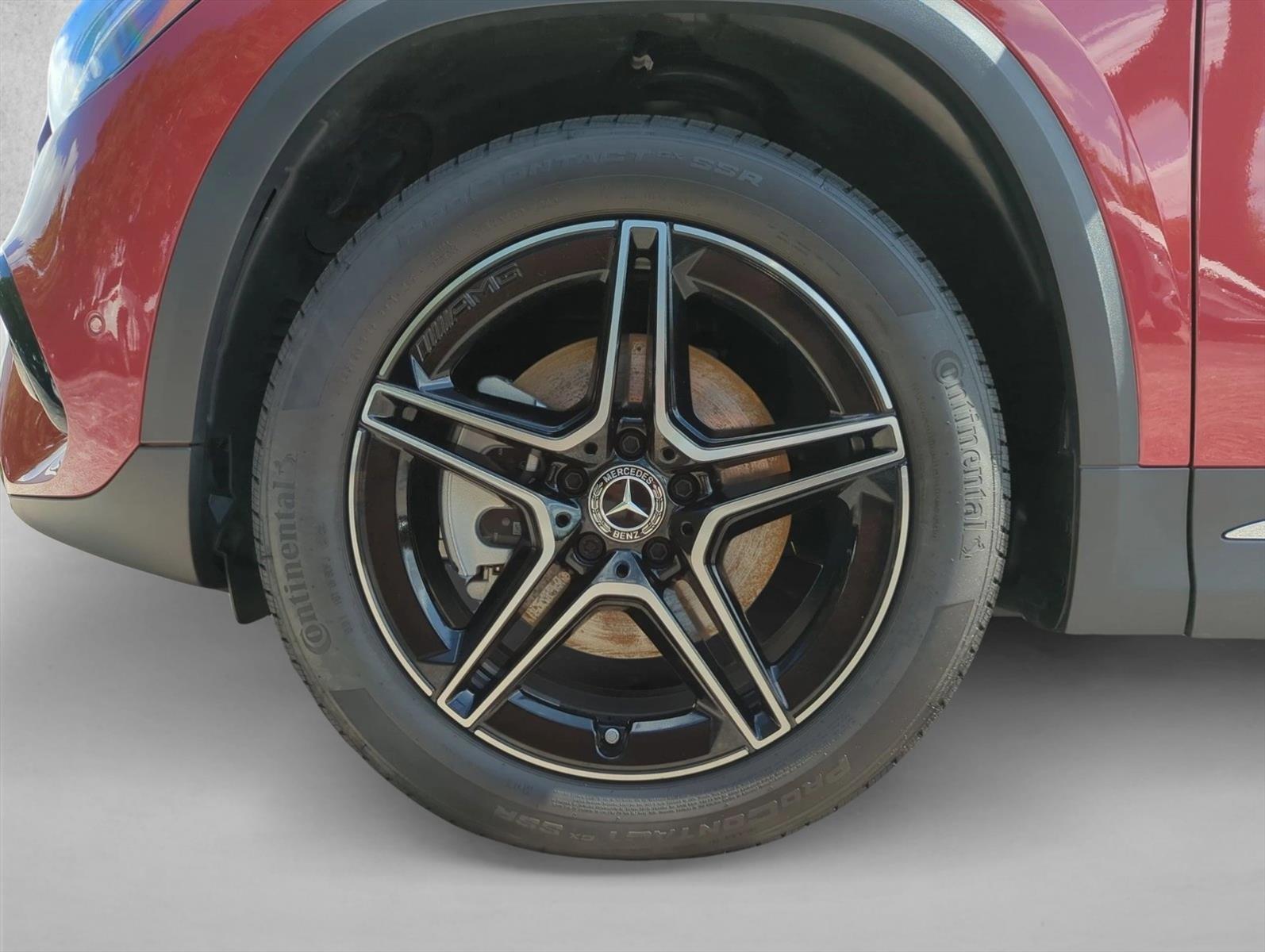 Used 2026 Manufaktur Patagonia Red Metallic Mercedes-Benz GLA 250 image 26