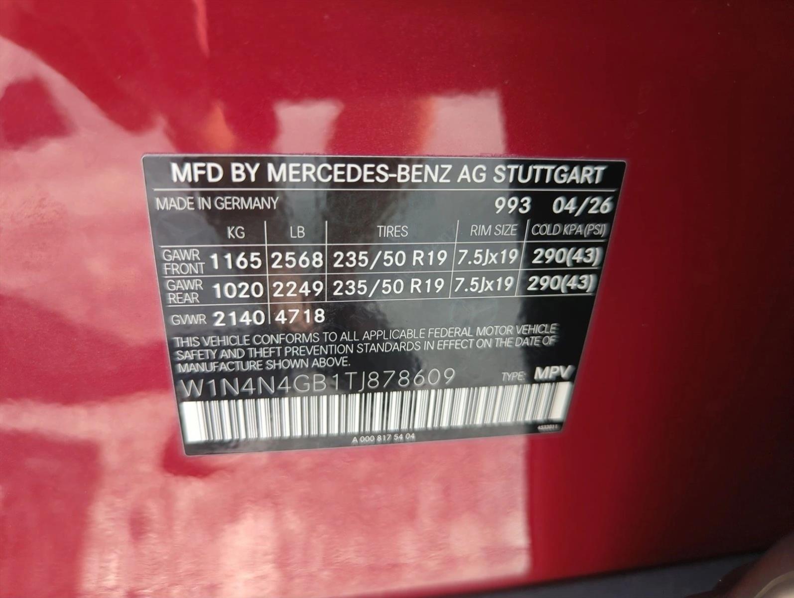 Used 2026 Manufaktur Patagonia Red Metallic Mercedes-Benz GLA 250 image 27