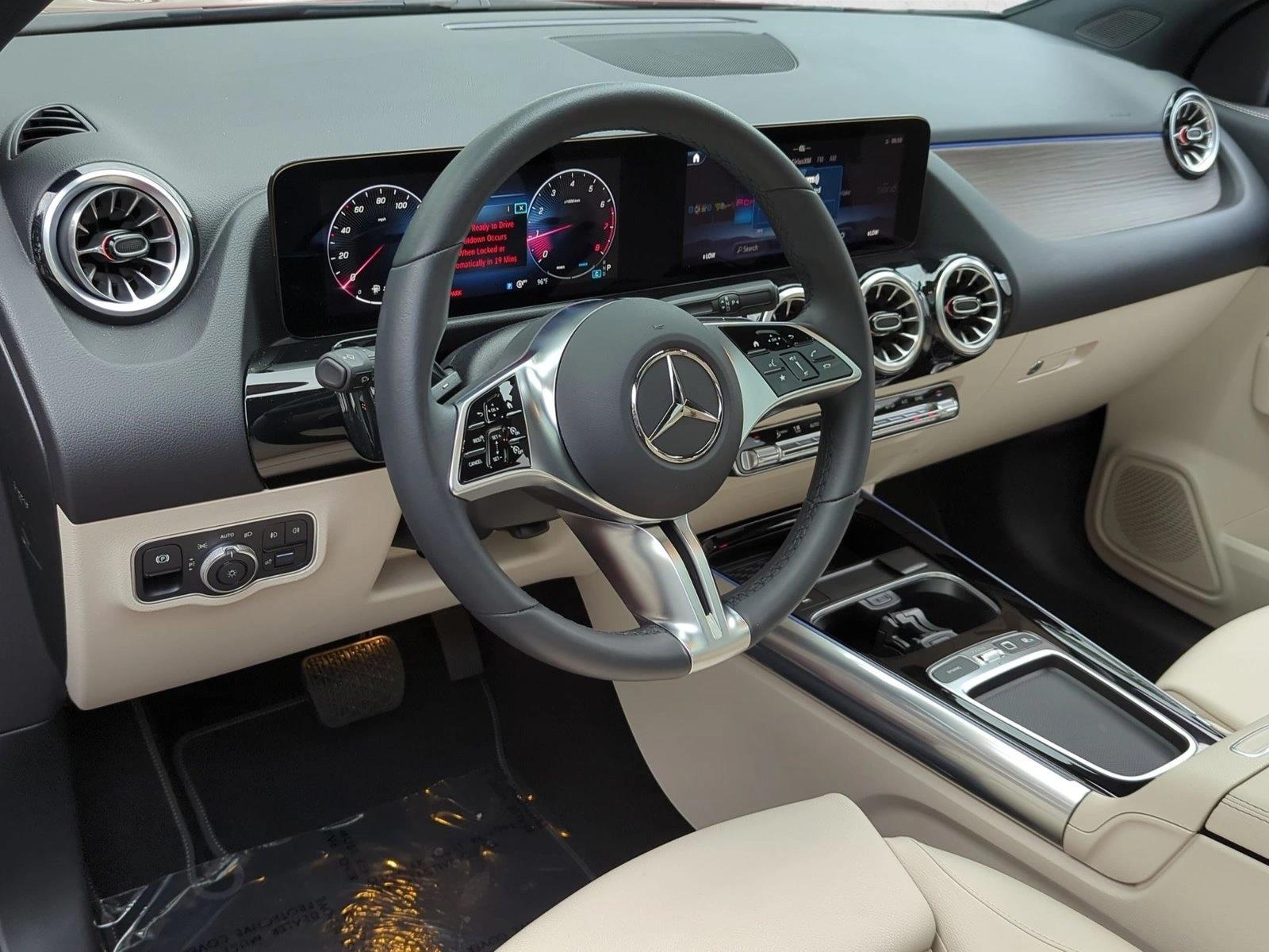 Used 2026 Manufaktur Patagonia Red Metallic Mercedes-Benz GLA 250 image 10
