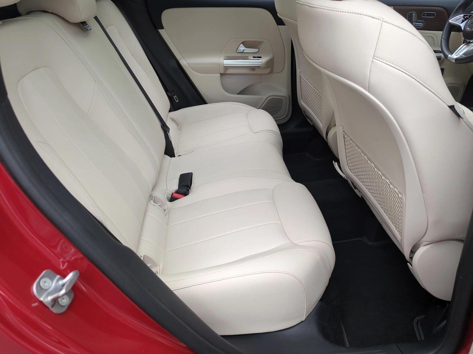 Used 2026 Manufaktur Patagonia Red Metallic Mercedes-Benz GLA 250 image 20