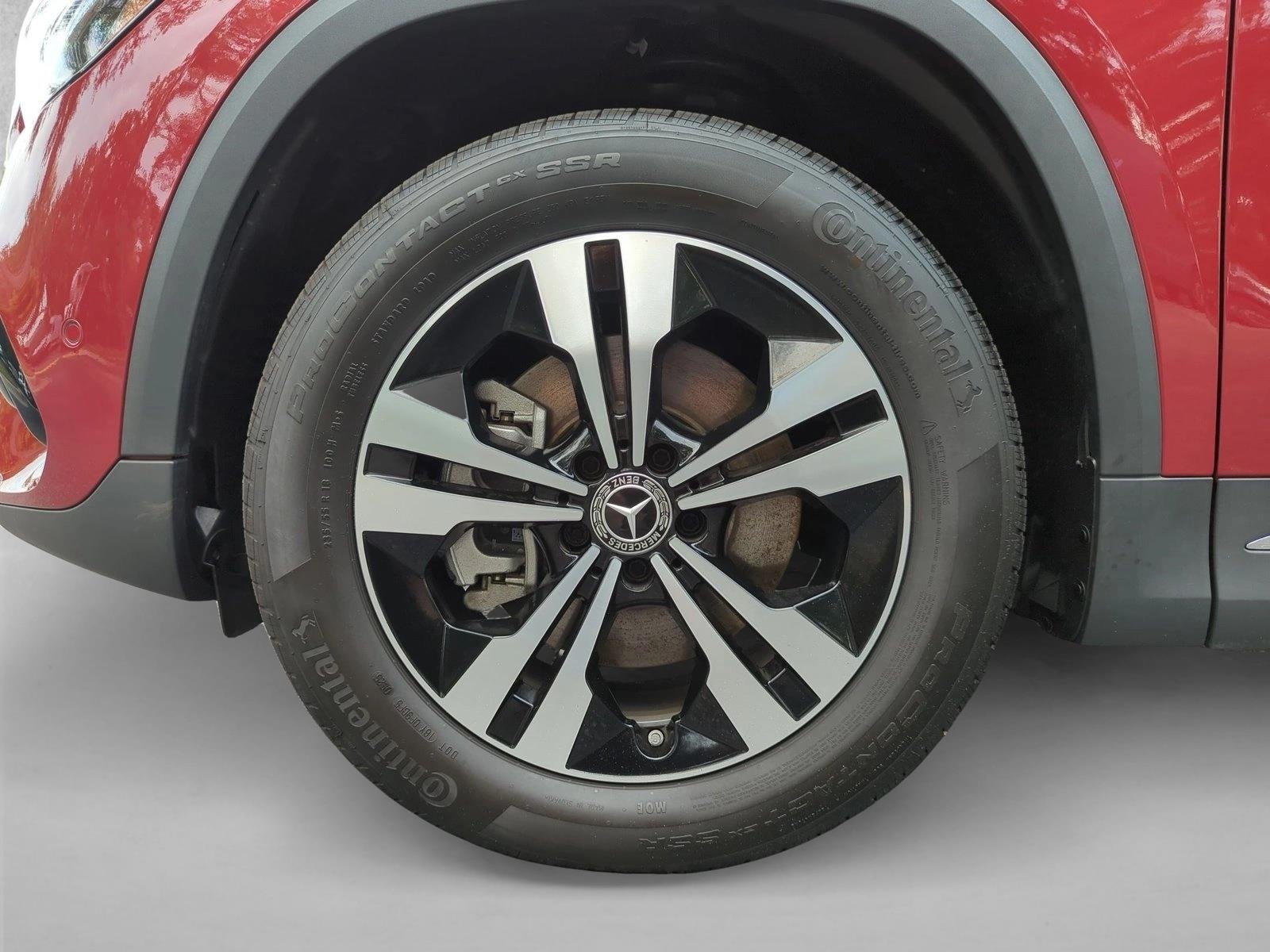 Used 2026 Manufaktur Patagonia Red Metallic Mercedes-Benz GLA 250 image 24