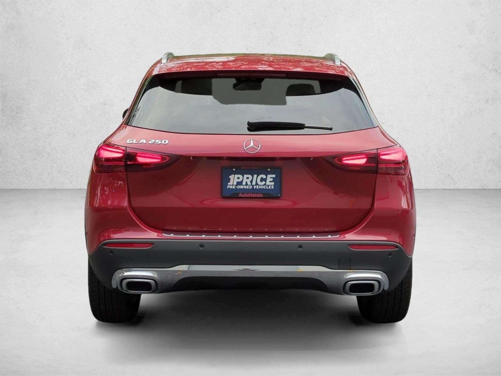 Used 2026 Manufaktur Patagonia Red Metallic Mercedes-Benz GLA 250 image 7
