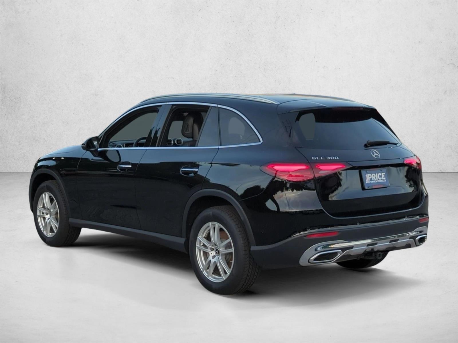 Used 2026 Black Mercedes-Benz GLC 300 image 8