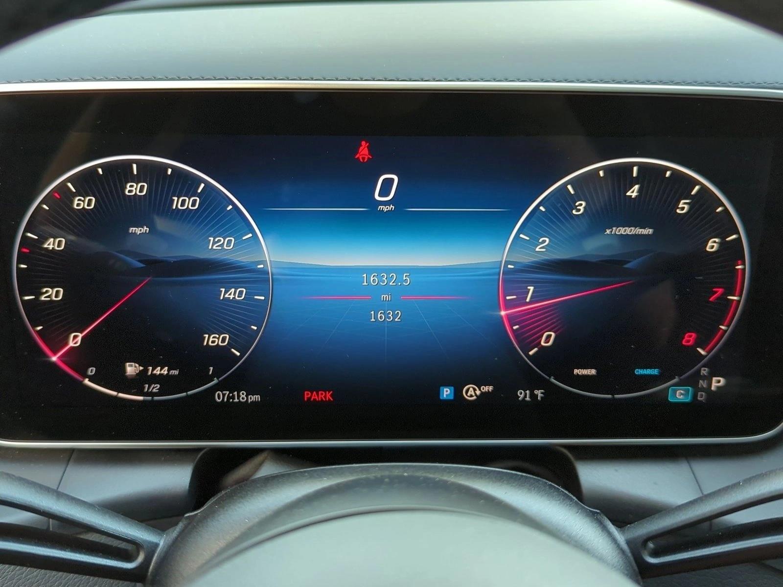 Used 2026 Black Mercedes-Benz GLC 300 image 11