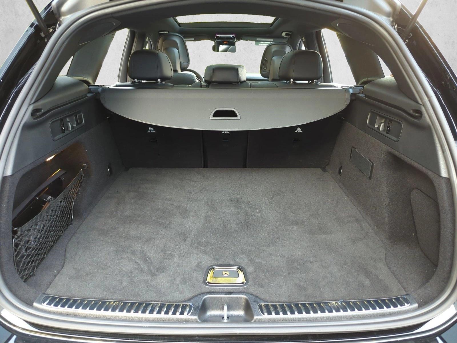 Used 2026 Black Mercedes-Benz GLC 300 image 6