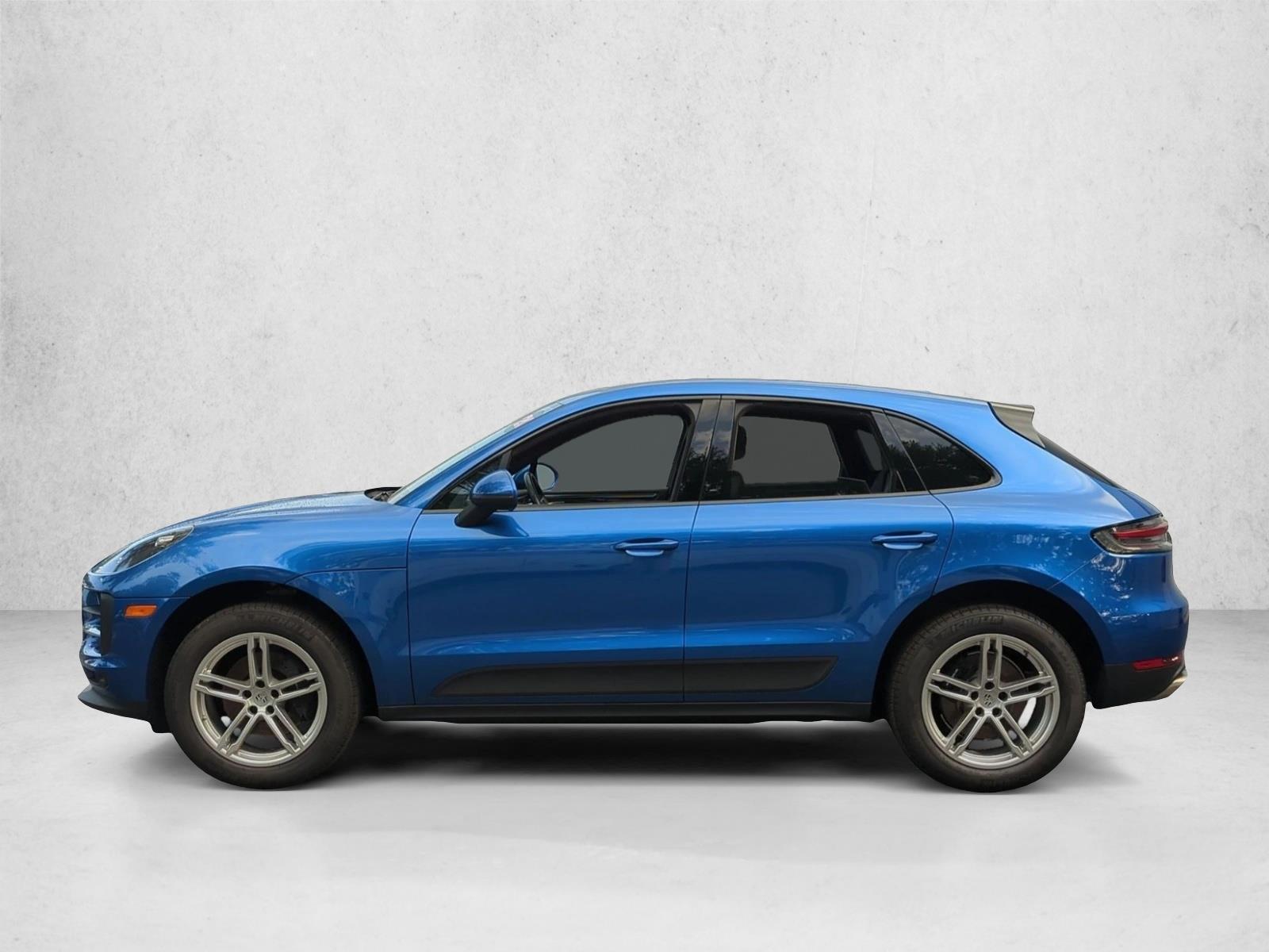 Used 2020 Sapphire Blue Metallic Porsche  image 9