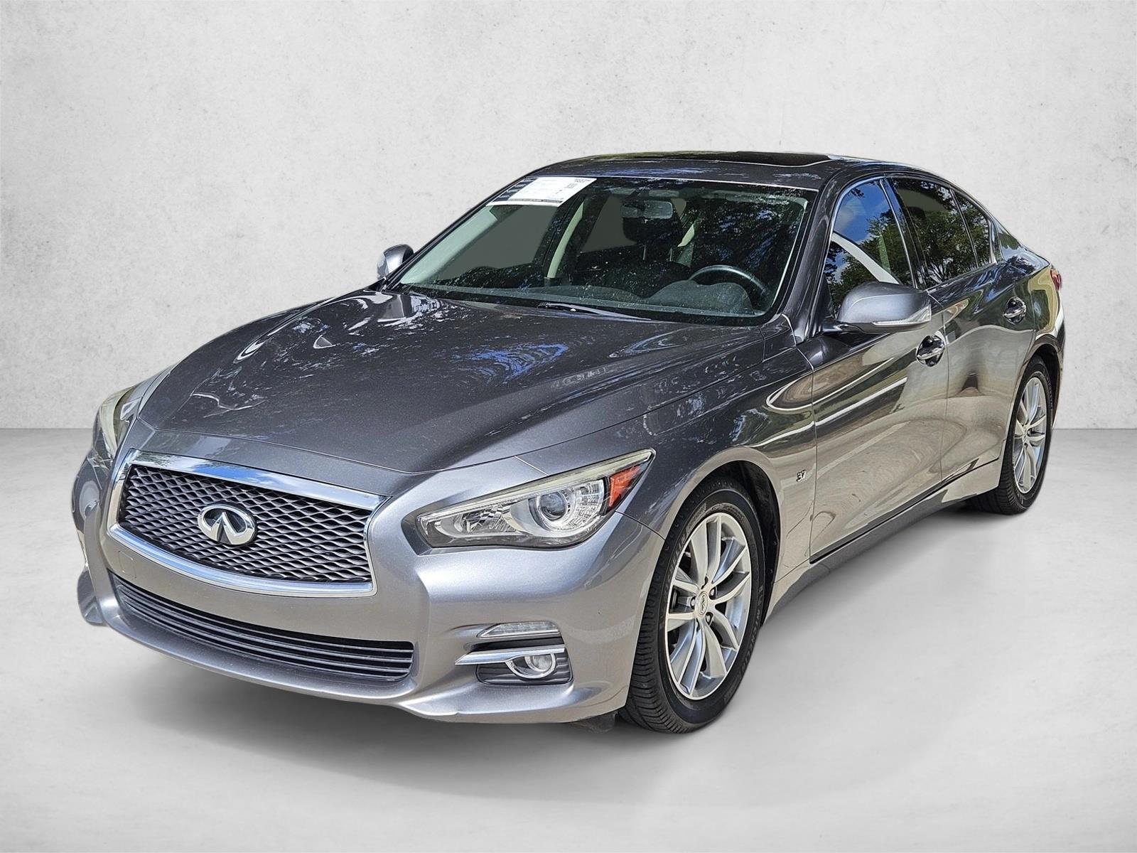 2015 INFINITI Q50 Base