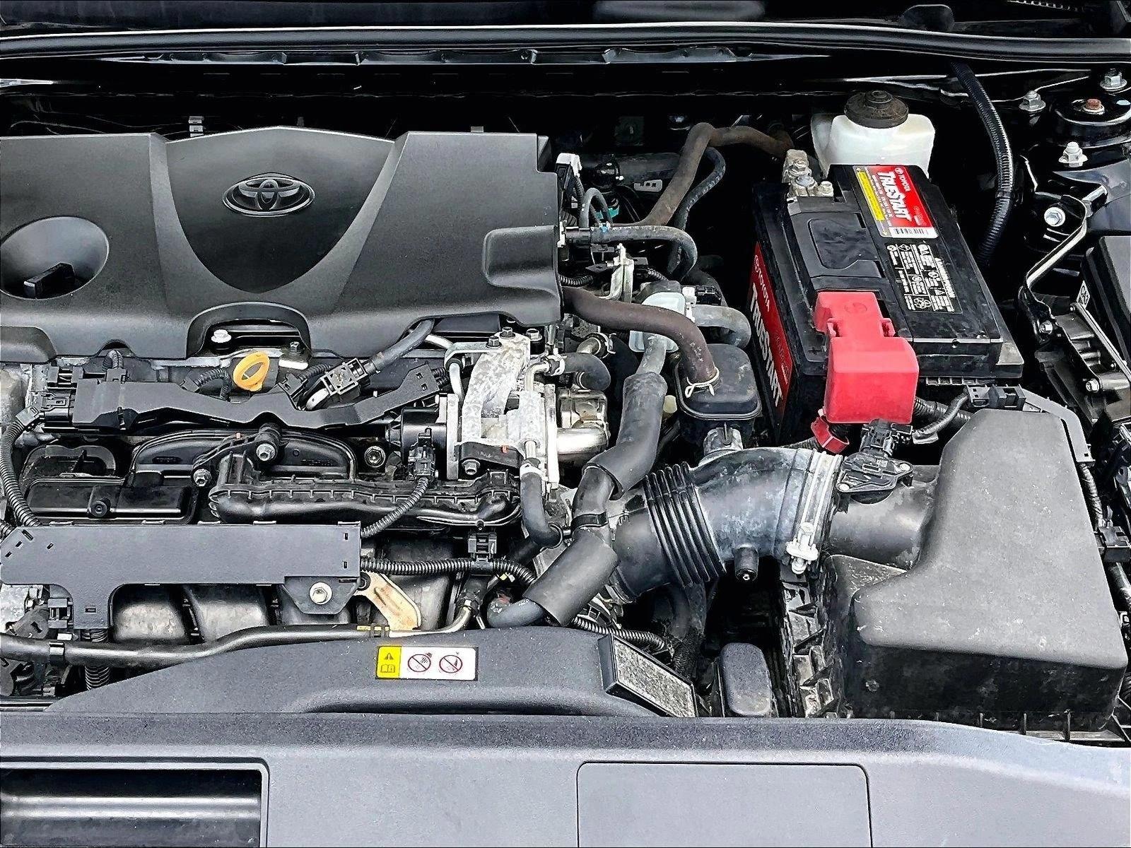 Used 2019 Midnight Black Metallic Toyota XSE image 11