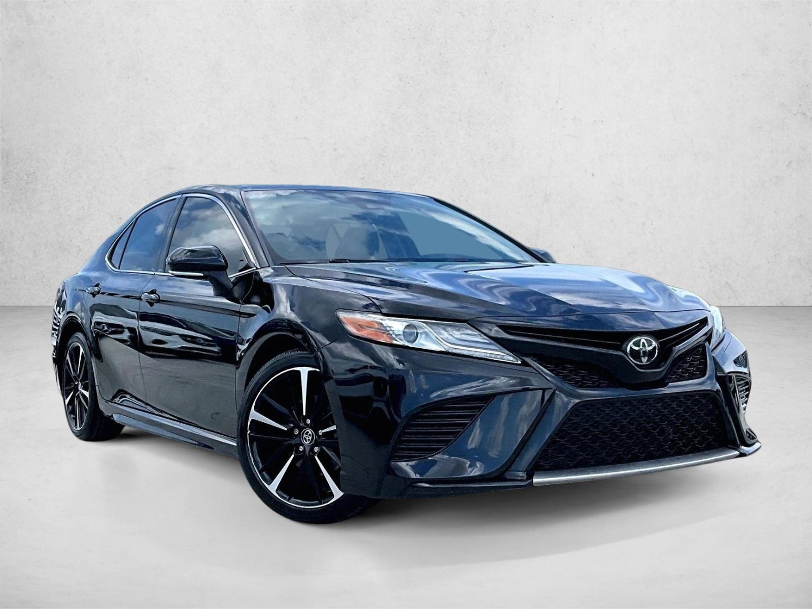 Used 2019 Midnight Black Metallic Toyota XSE image 12