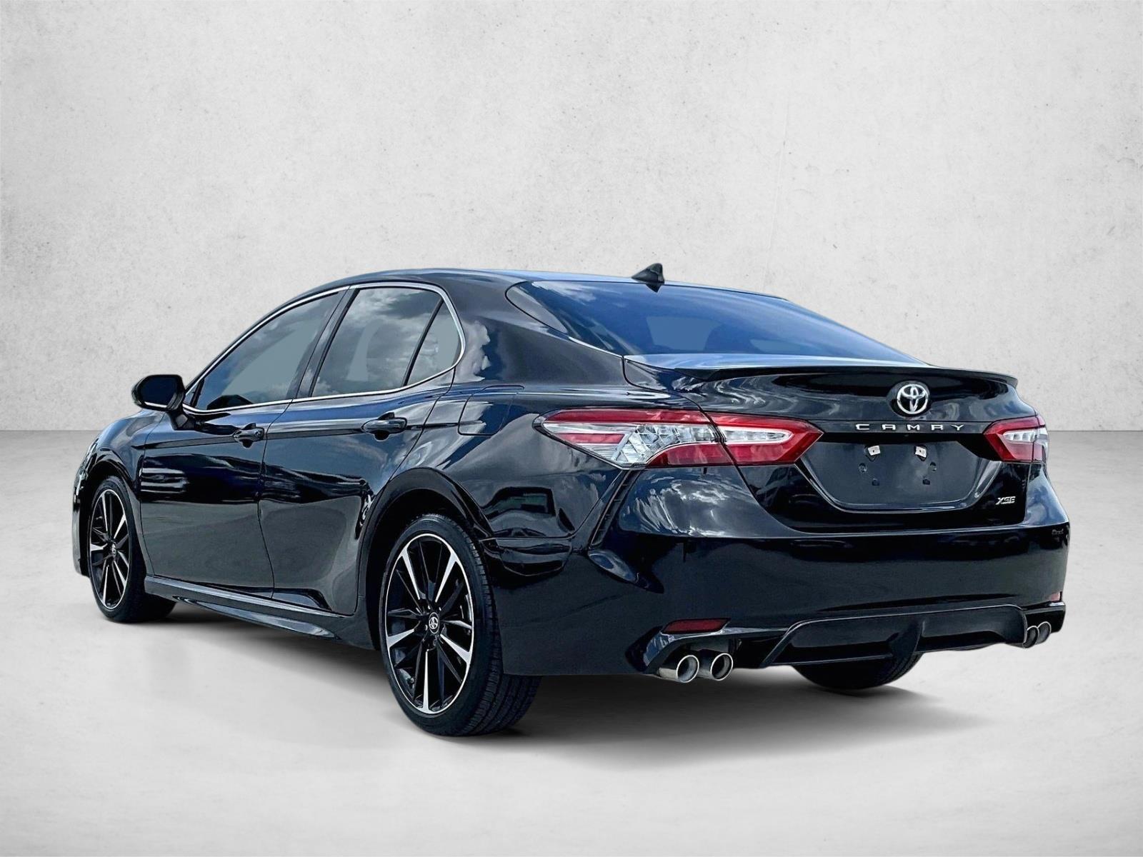 Used 2019 Midnight Black Metallic Toyota XSE image 13