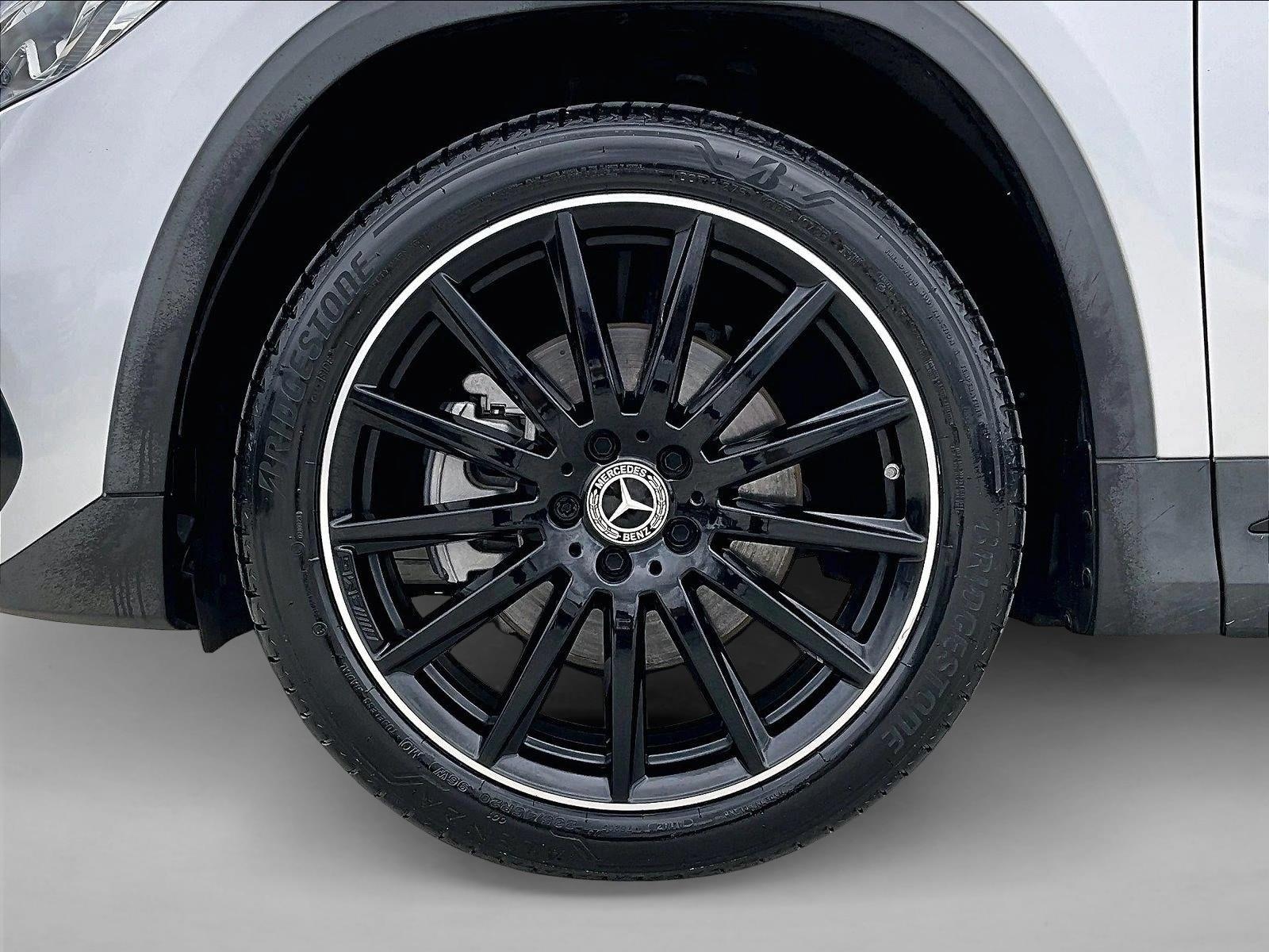 Used 2023 Iridium Silver Metallic Mercedes-Benz GLA 250 image 10