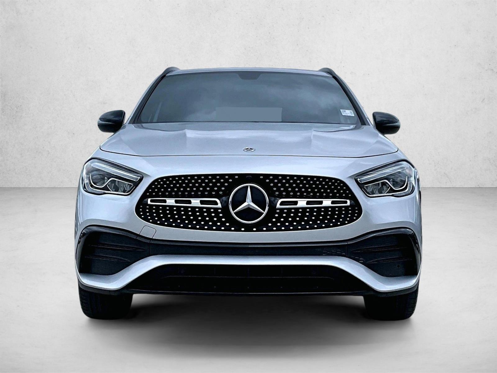 Used 2023 Iridium Silver Metallic Mercedes-Benz GLA 250 image 3