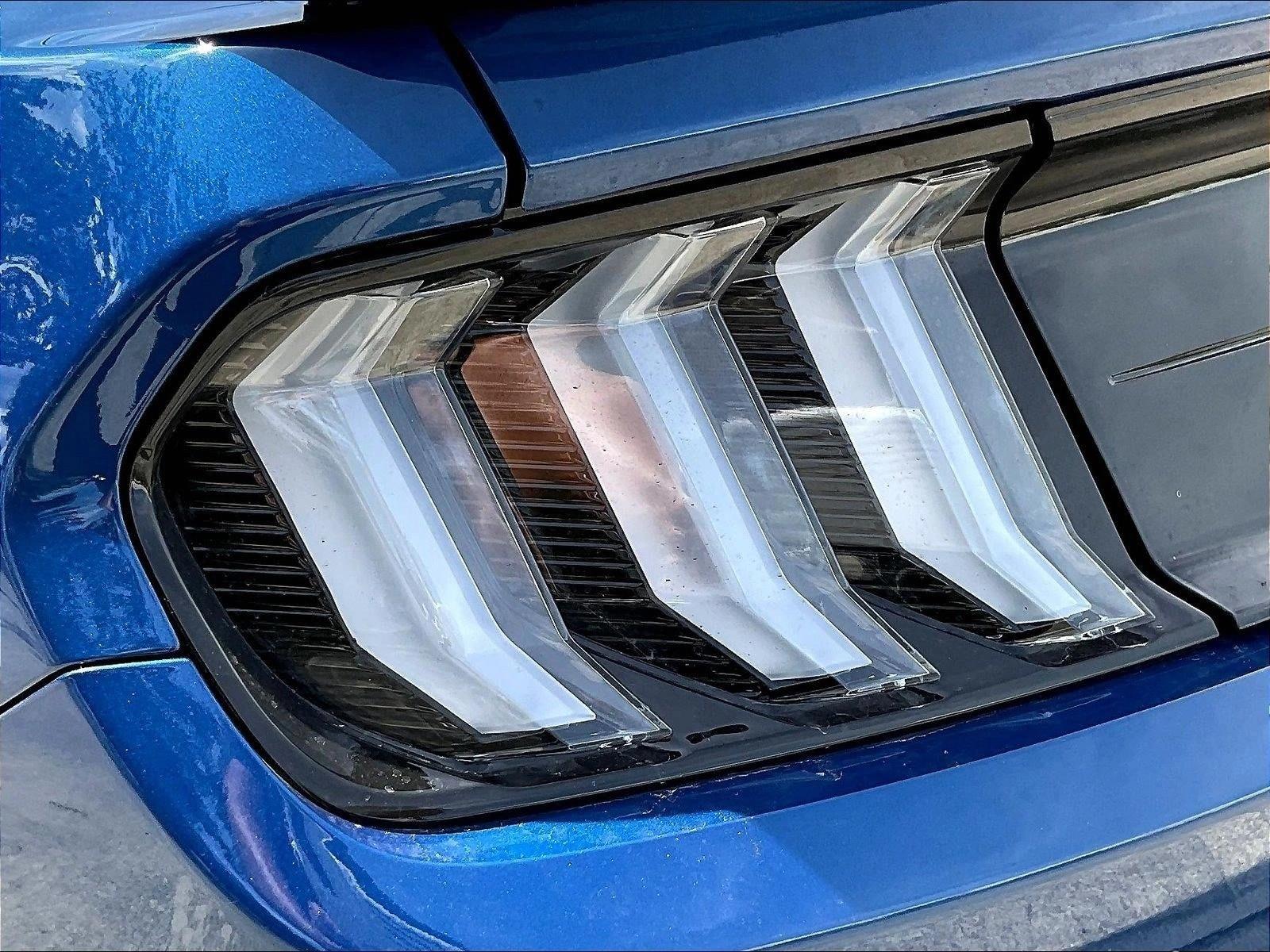 Used 2022 Atlas Blue Metallic Ford GT Premium image 28