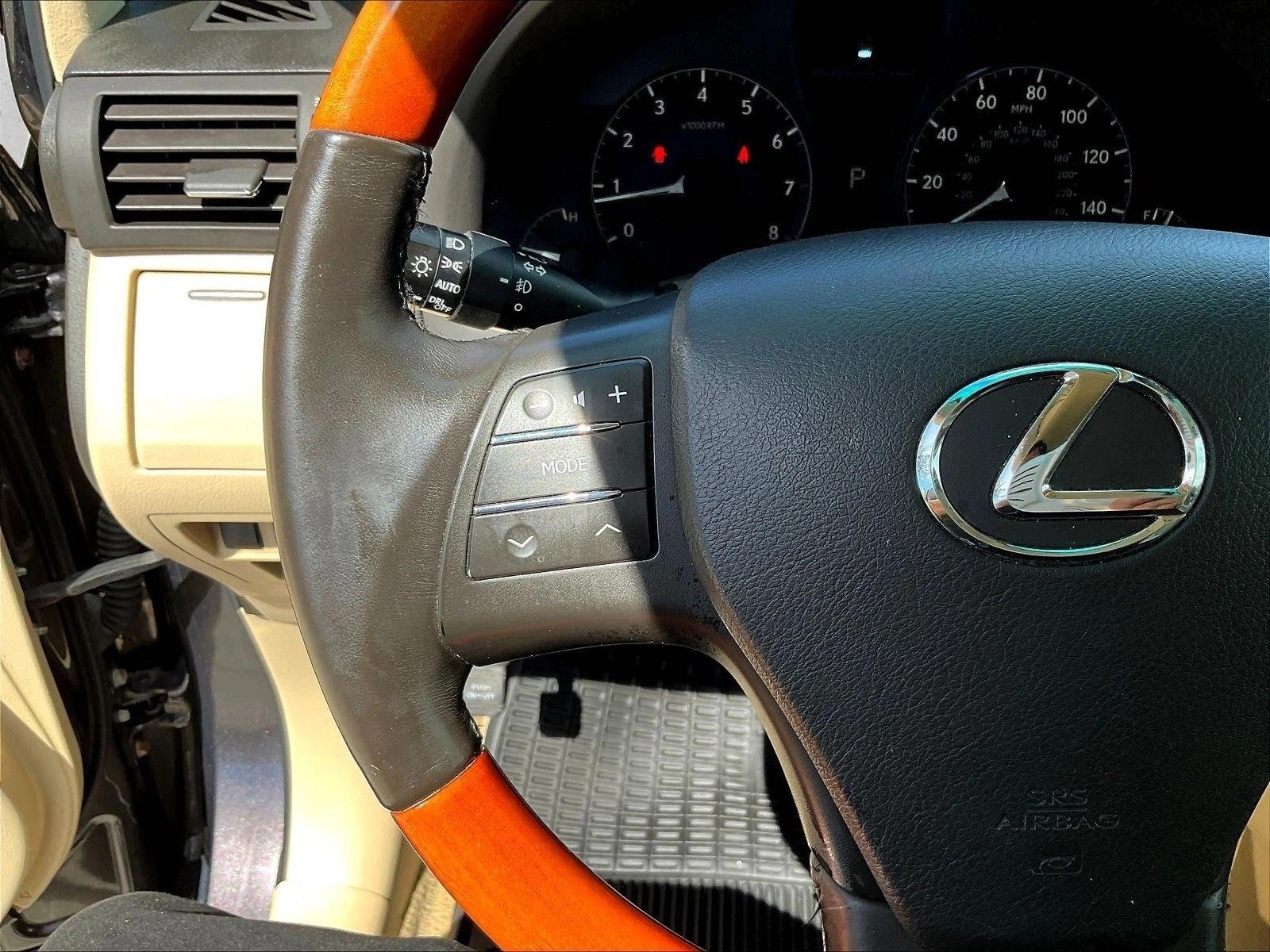 Used 2010 Truffle Mica Lexus  image 19