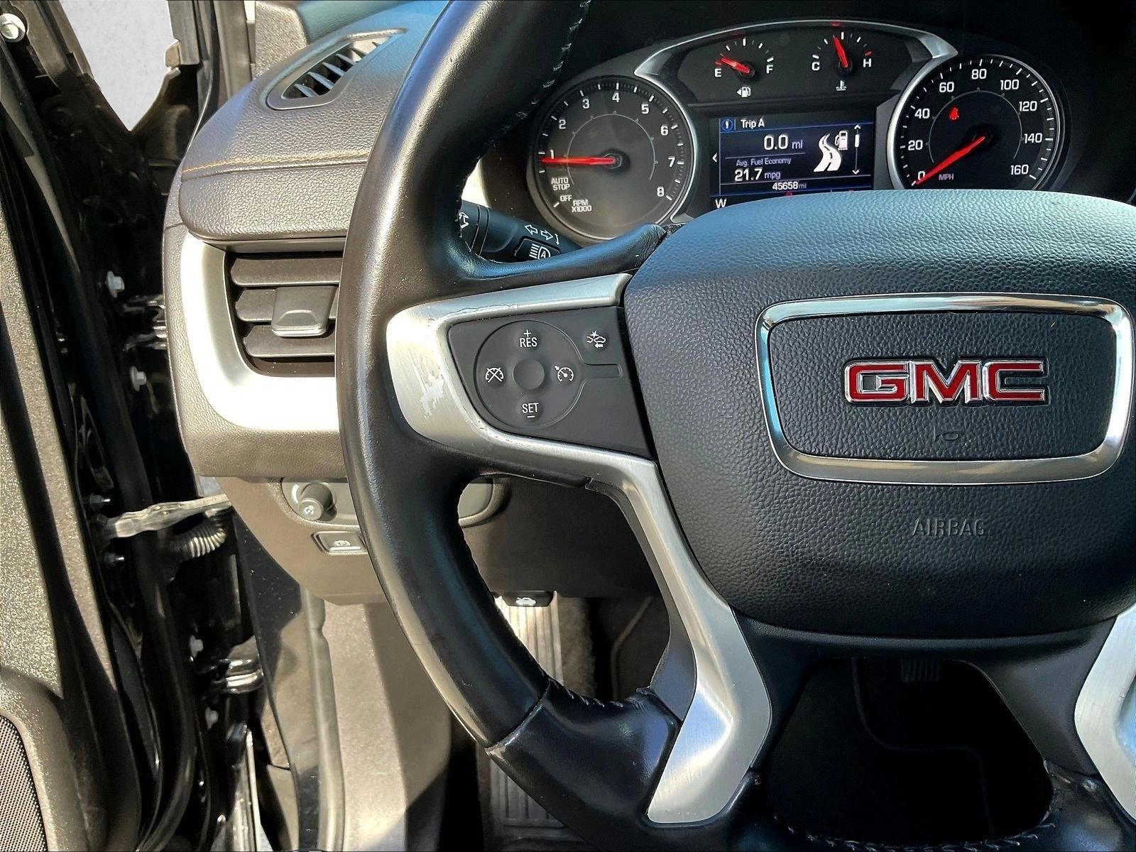 Used 2020 Ebony Twilight Metallic GMC SLE image 19