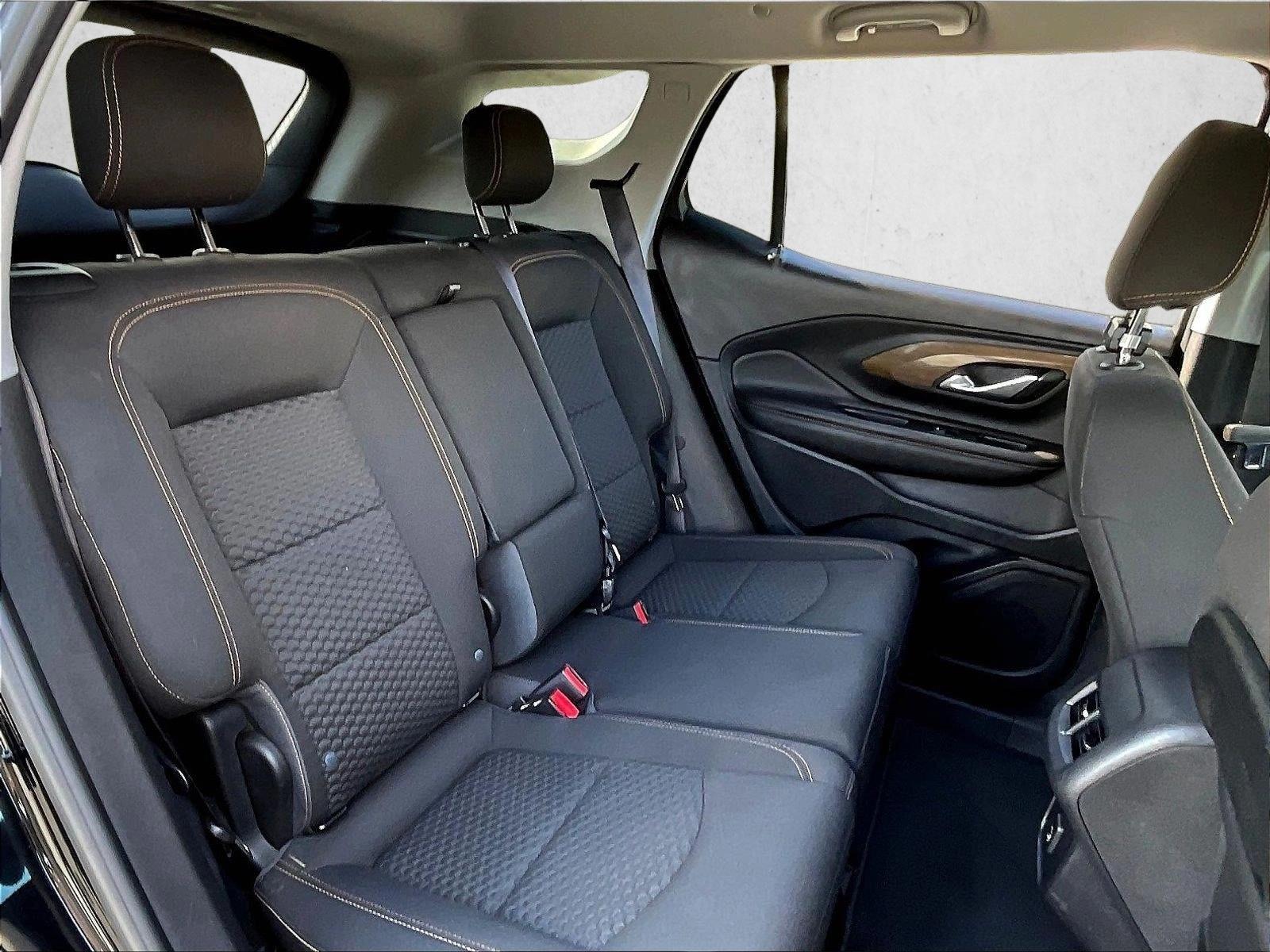 Used 2020 Ebony Twilight Metallic GMC SLE image 28