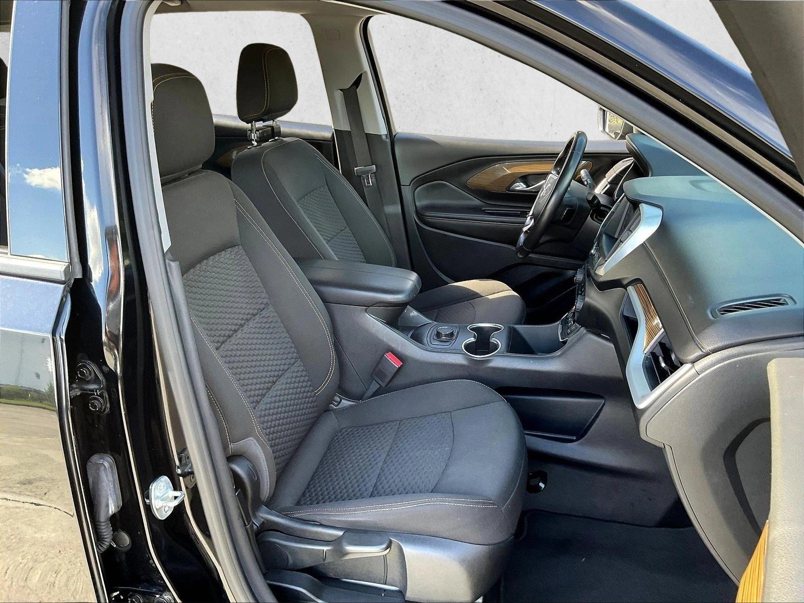 Used 2020 Ebony Twilight Metallic GMC SLE image 9